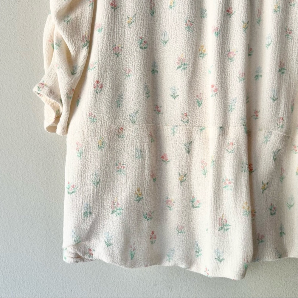 SweetHoney Floral Blouse - Picture 2 of 8